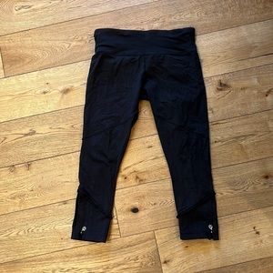 Lululemon black ruffle crop pants